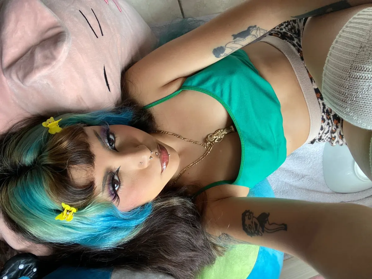 ♡ Sapphire ♡ 🇸🇻 header